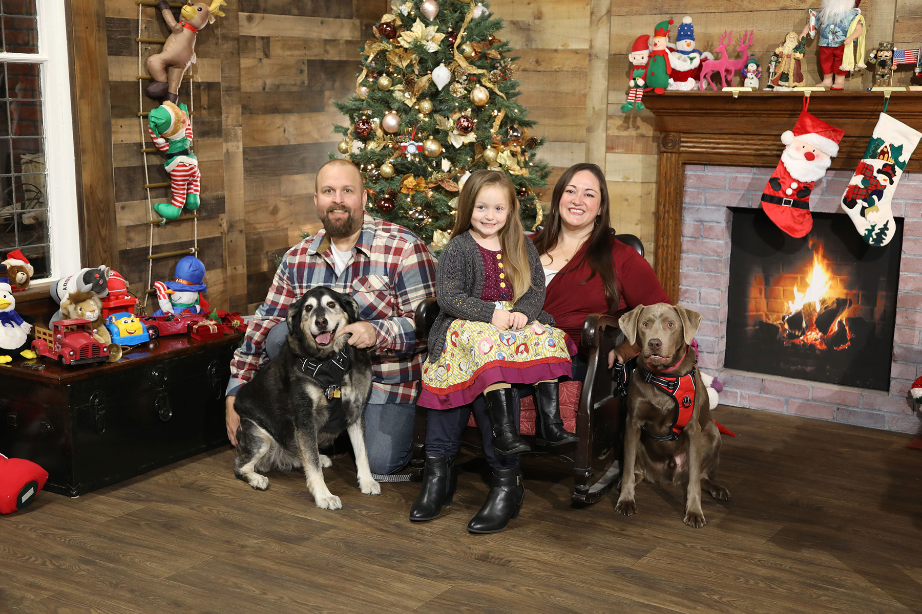 Toledo Photo Studio that has Christmas Mini Sessions