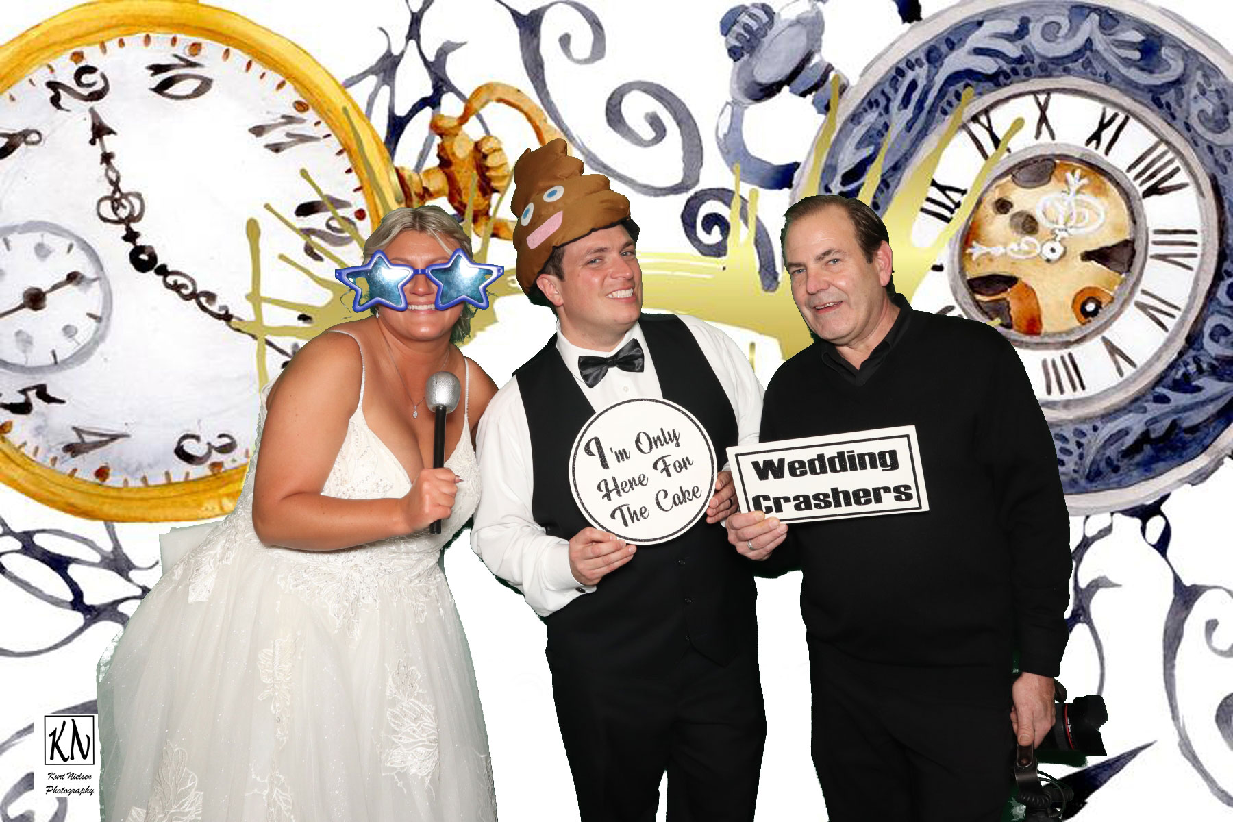 New Year's Eve wedding photo booth with real life wedding crashers at the Hilton Garden Inn Toledo Downtown