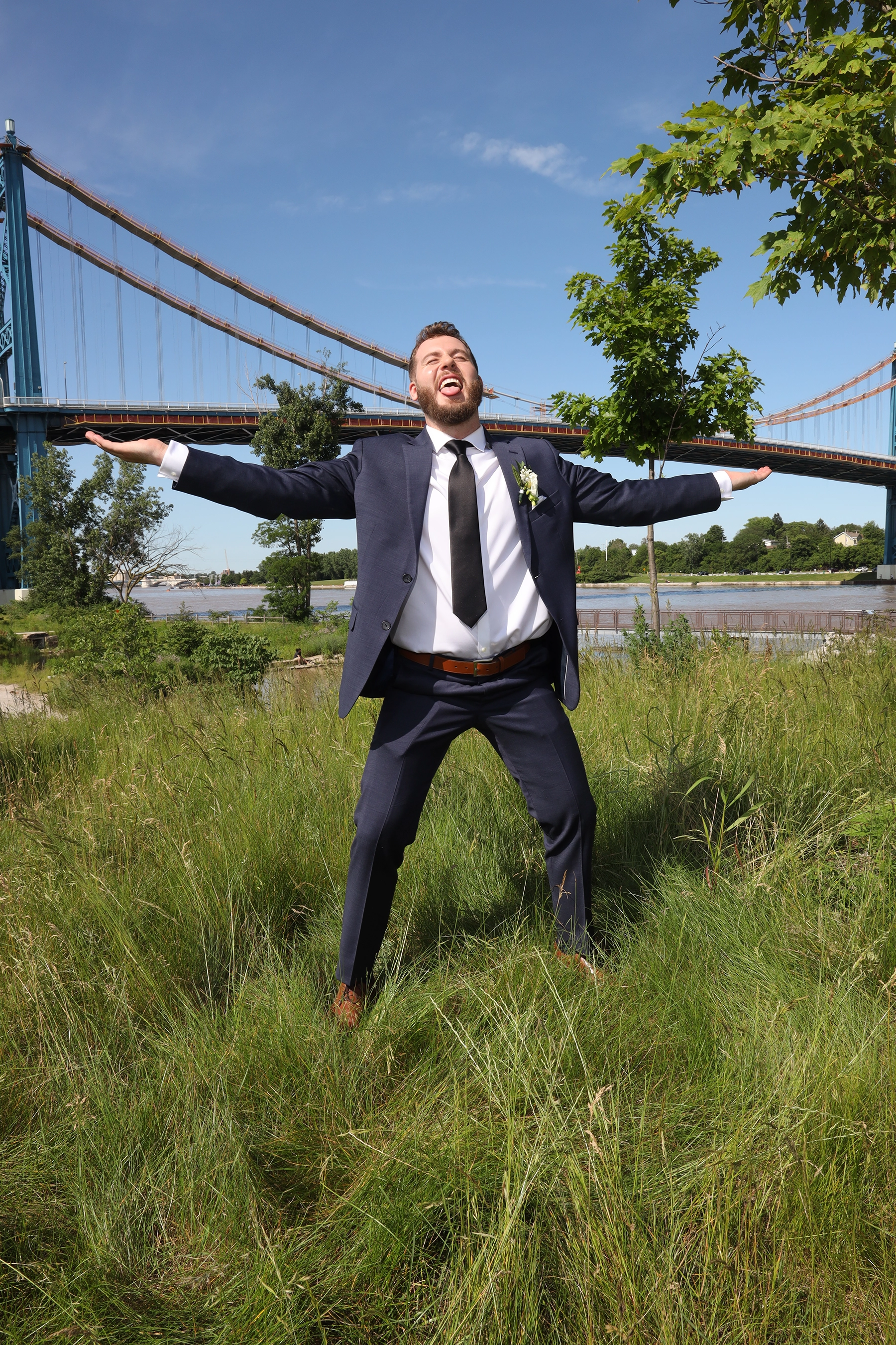 urban Wedding Photography in Middleground Park in Downtown Toledo