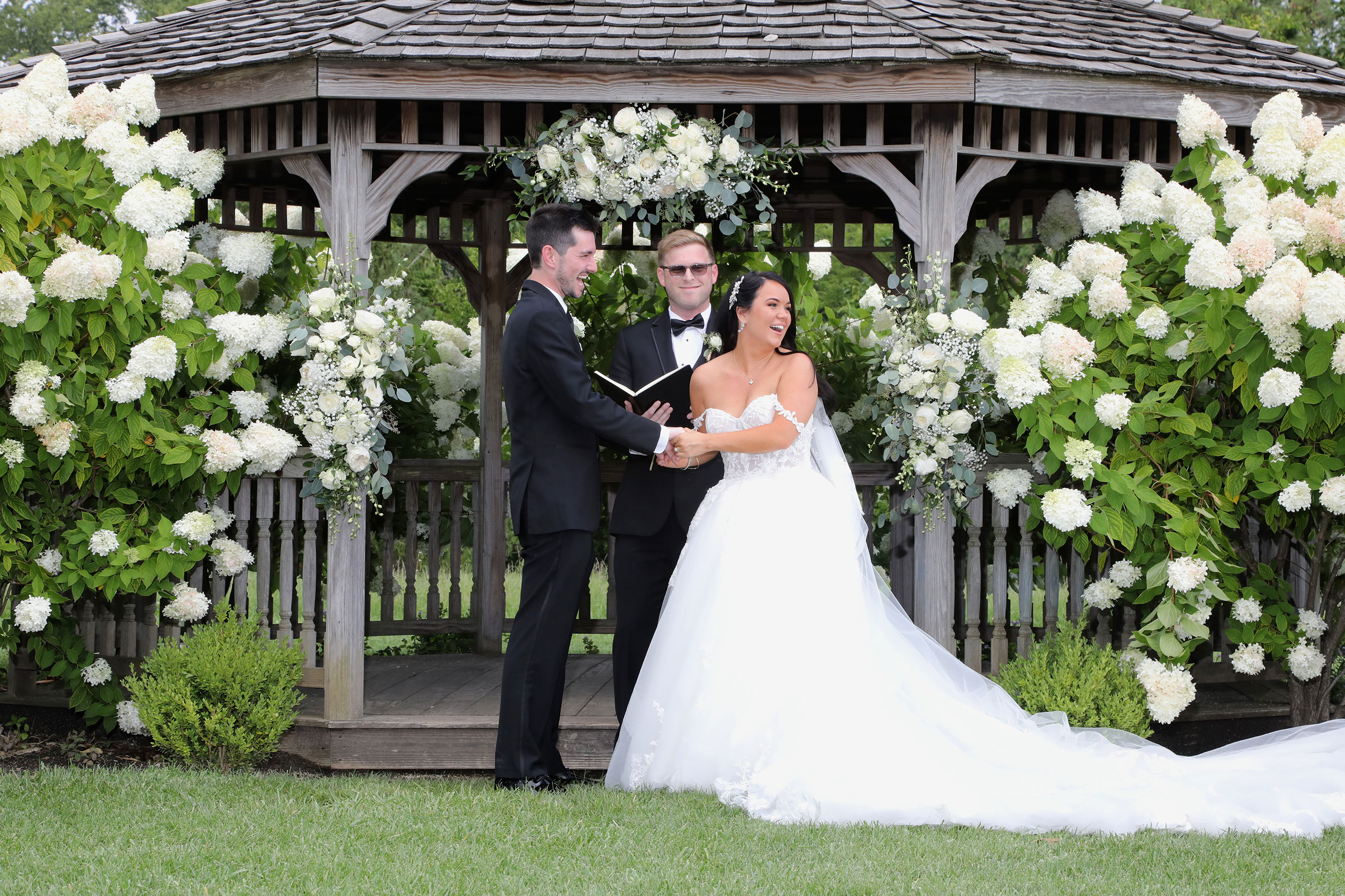 Summer Garden Wedding in Toledo