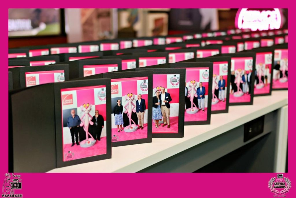 on the spot printed photos in photo folders for corporate events in Toledo