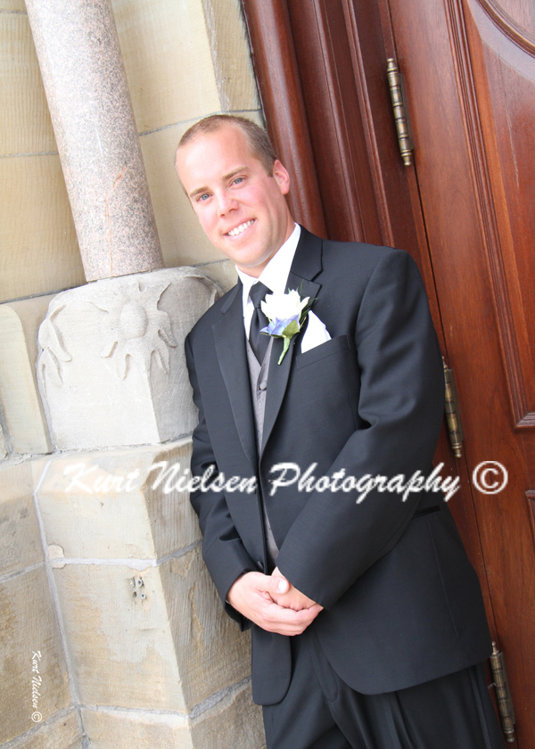 picture of the groom