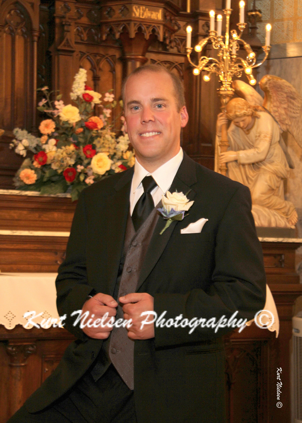 church photos of the groom