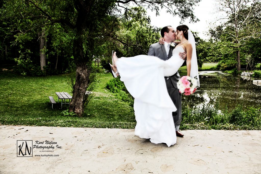 The Best Wedding Photographers in Toledo Ohio