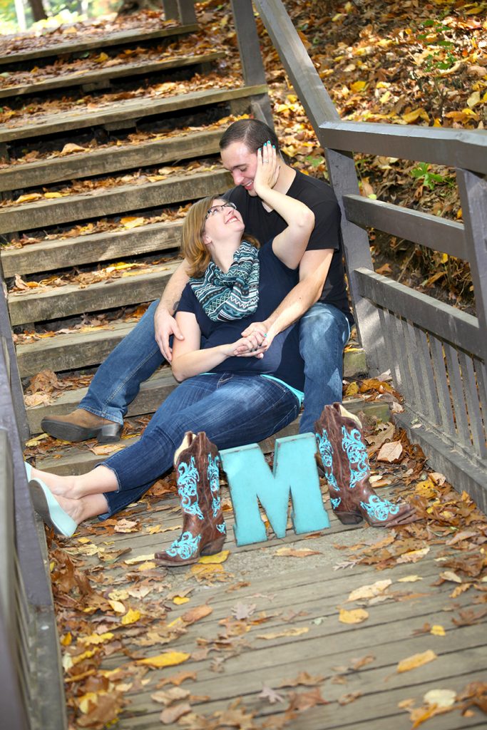 fall engagement portraits in the park