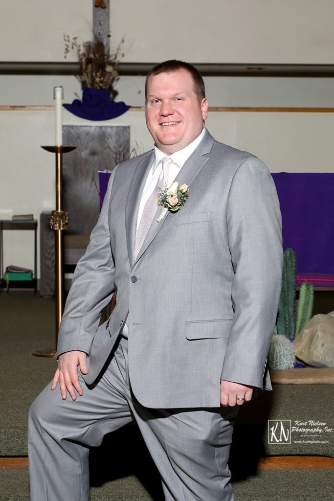 formal groom portrait