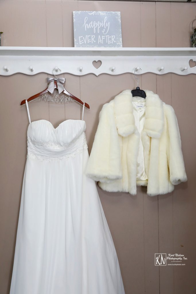 white wedding dress and jacket for a Toledo Winter Wedding