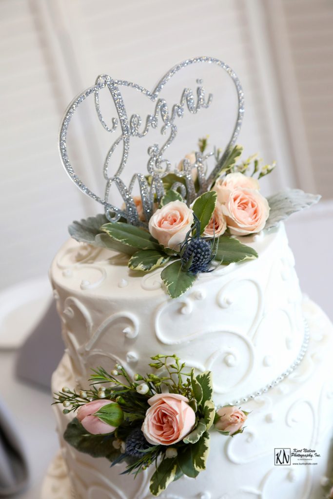 custom cake topper with bride and groom's name